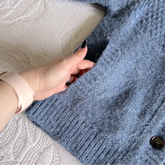 The GREAT - Shrunken Hearth Cardigan - Salt Water Blue - Picture 11 of 15